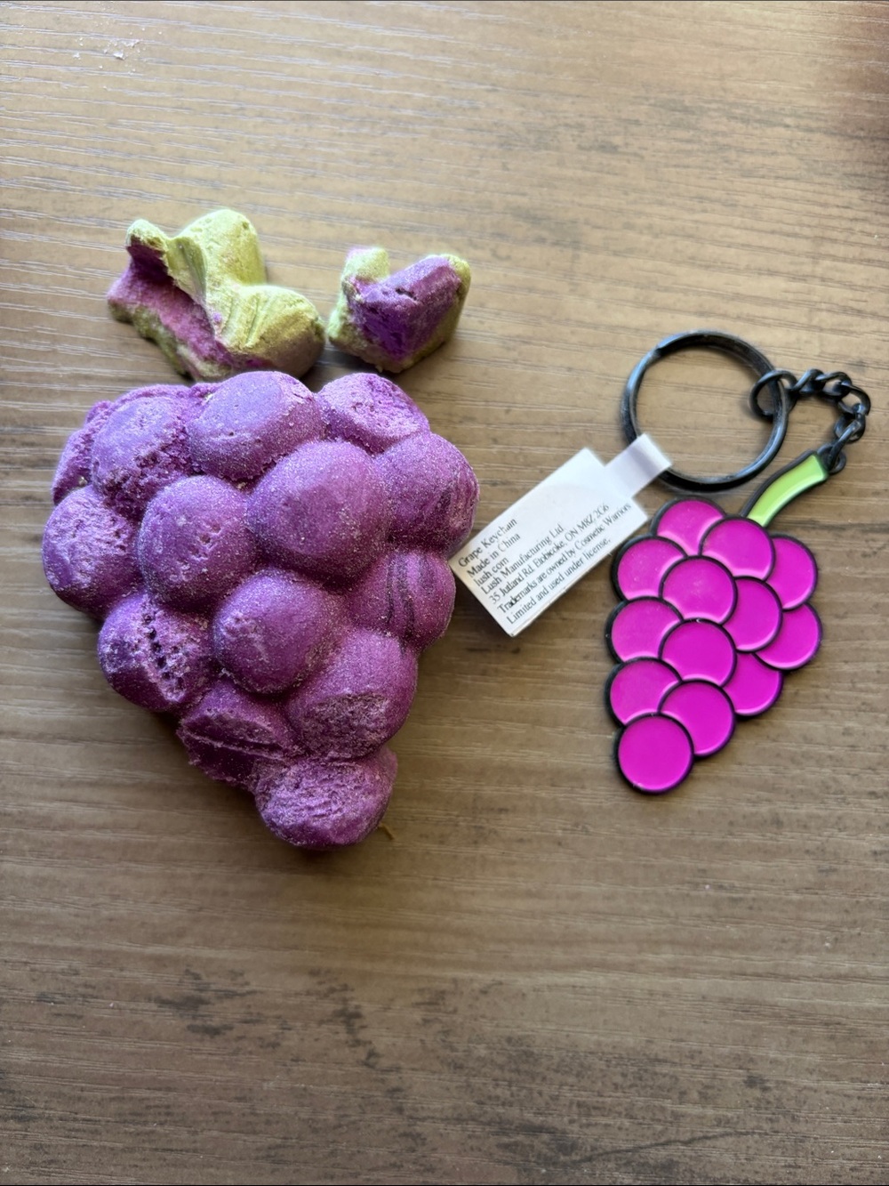 New Lush Kitchen Exclusive Grape Soda Bubble Bar & Keychain